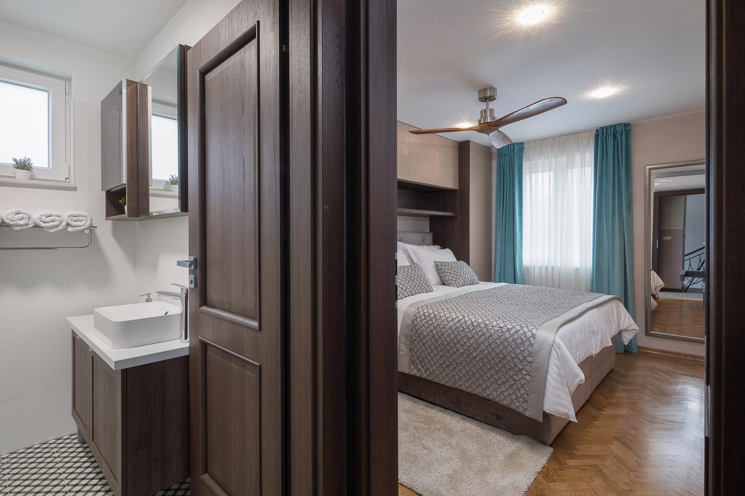 Villa Mater - Luxuriously Equipped Villa With A 15M Long Swimming Pool Žrnovnica Buitenkant foto