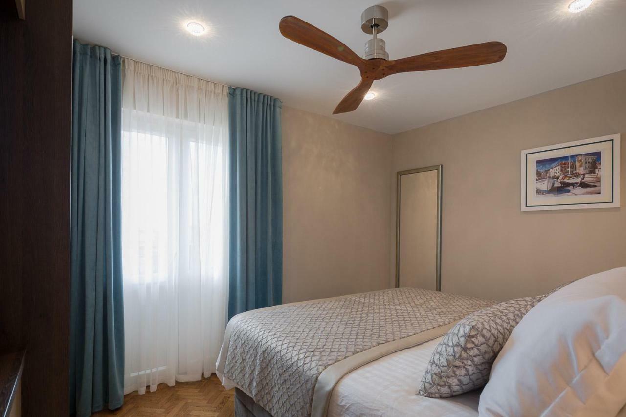Villa Mater - Luxuriously Equipped Villa With A 15M Long Swimming Pool Žrnovnica Buitenkant foto